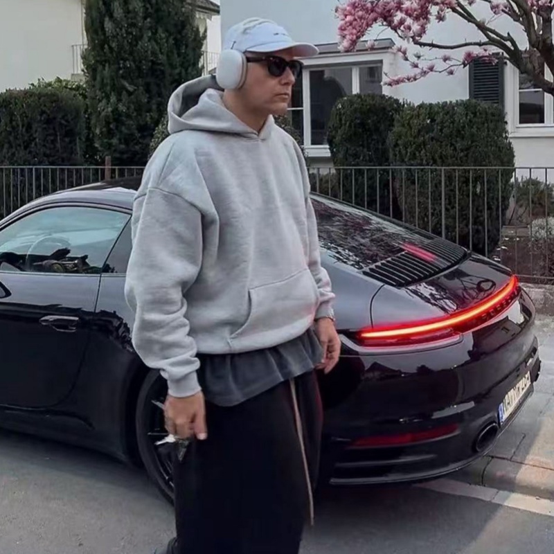 Simple Hooded Sweatshirt