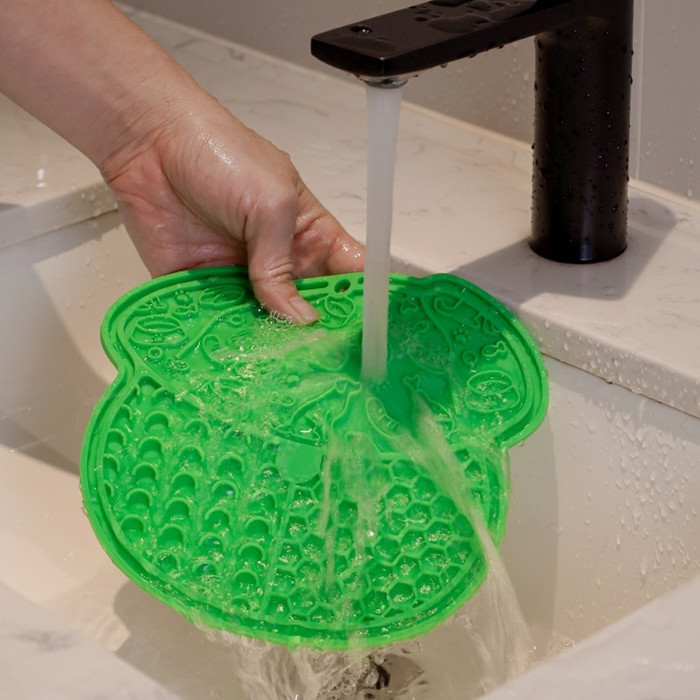 Pet Licking Mat with Silicone Suction