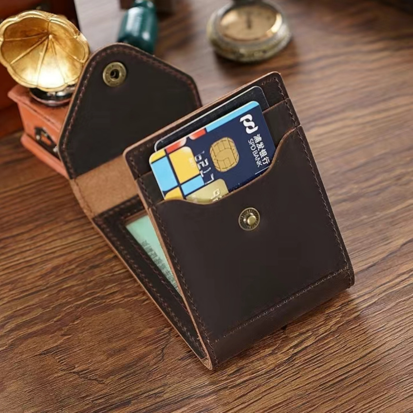 Retro Compact Card & License Holder